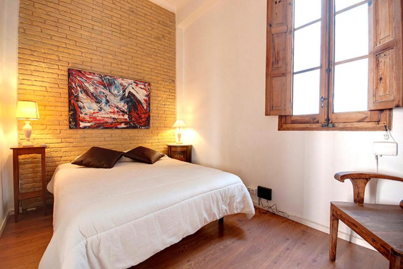 Beds & Breaks Strauss Lägenhet Valencia Exteriör bild